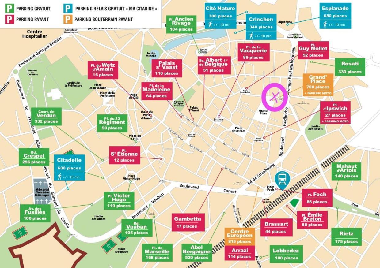 Au Coeur De La Grand Place Arras Extérieur photo